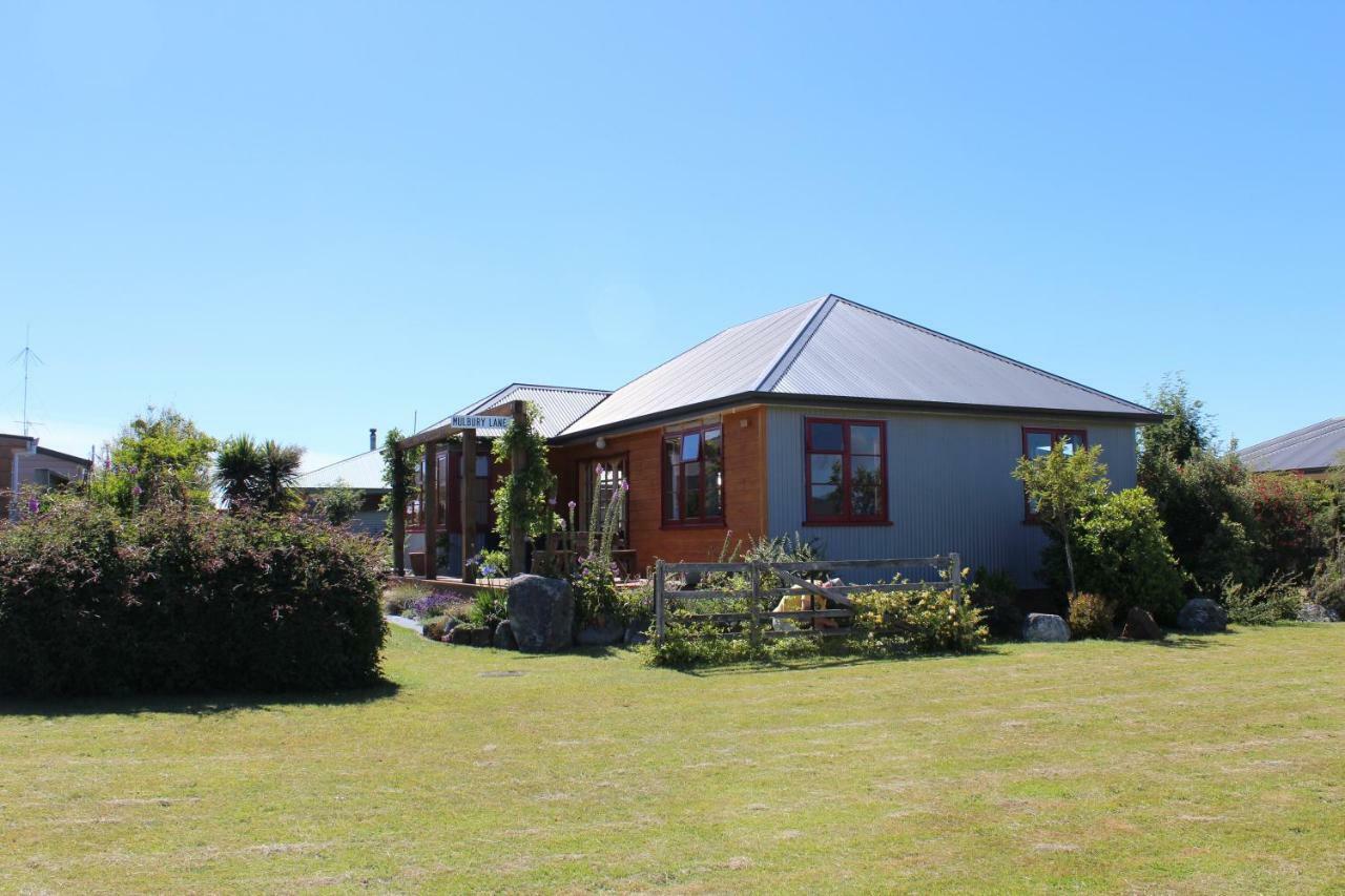 Villa Batch With A View à Te Anau Extérieur photo