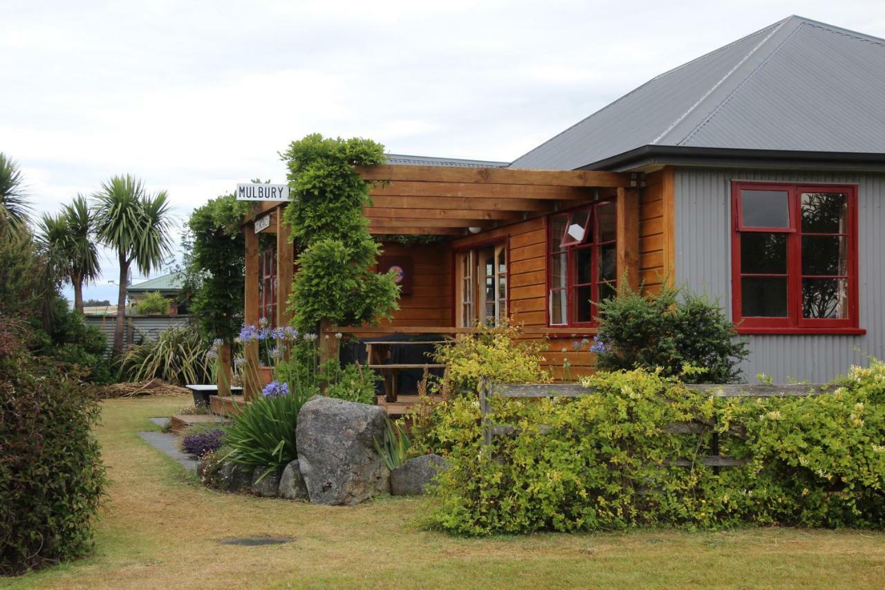 Villa Batch With A View à Te Anau Extérieur photo